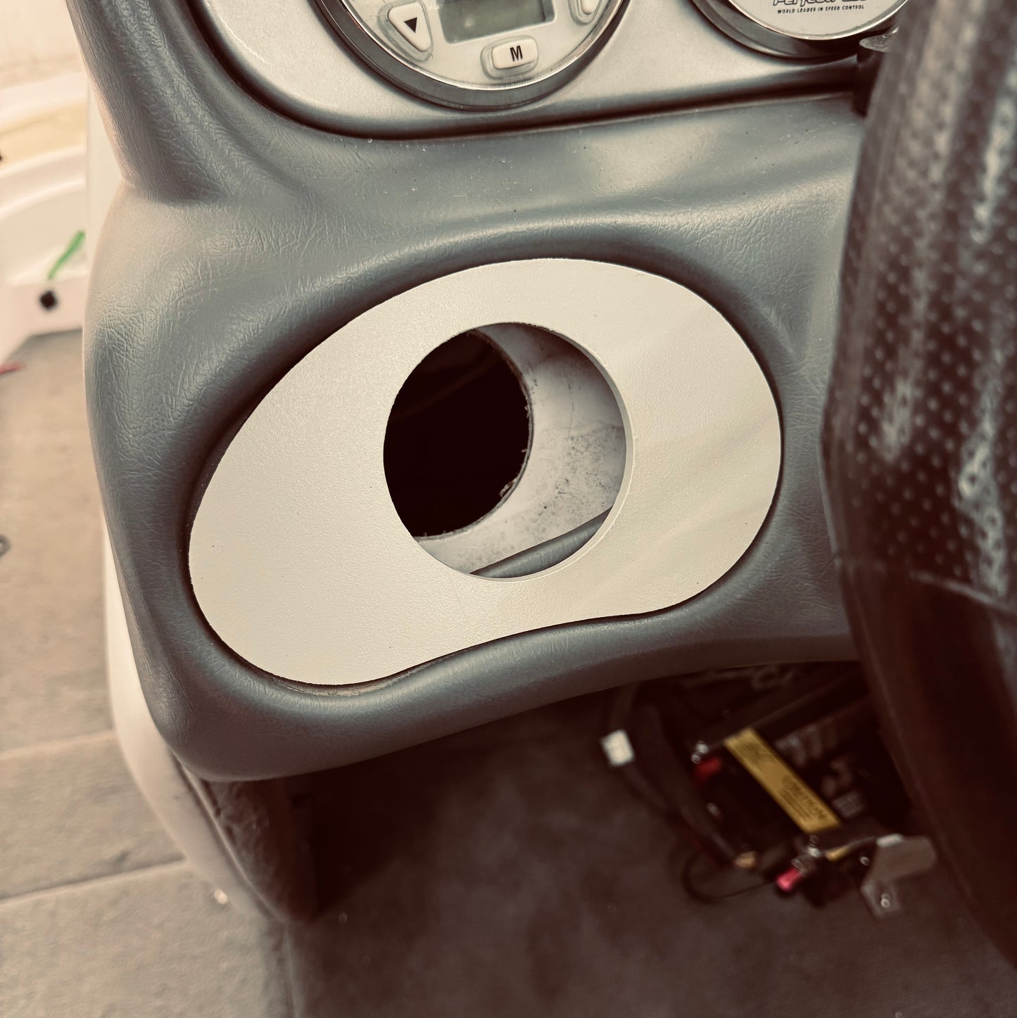 Nautique Radio Bezel With 3 Inch Mounting Hole