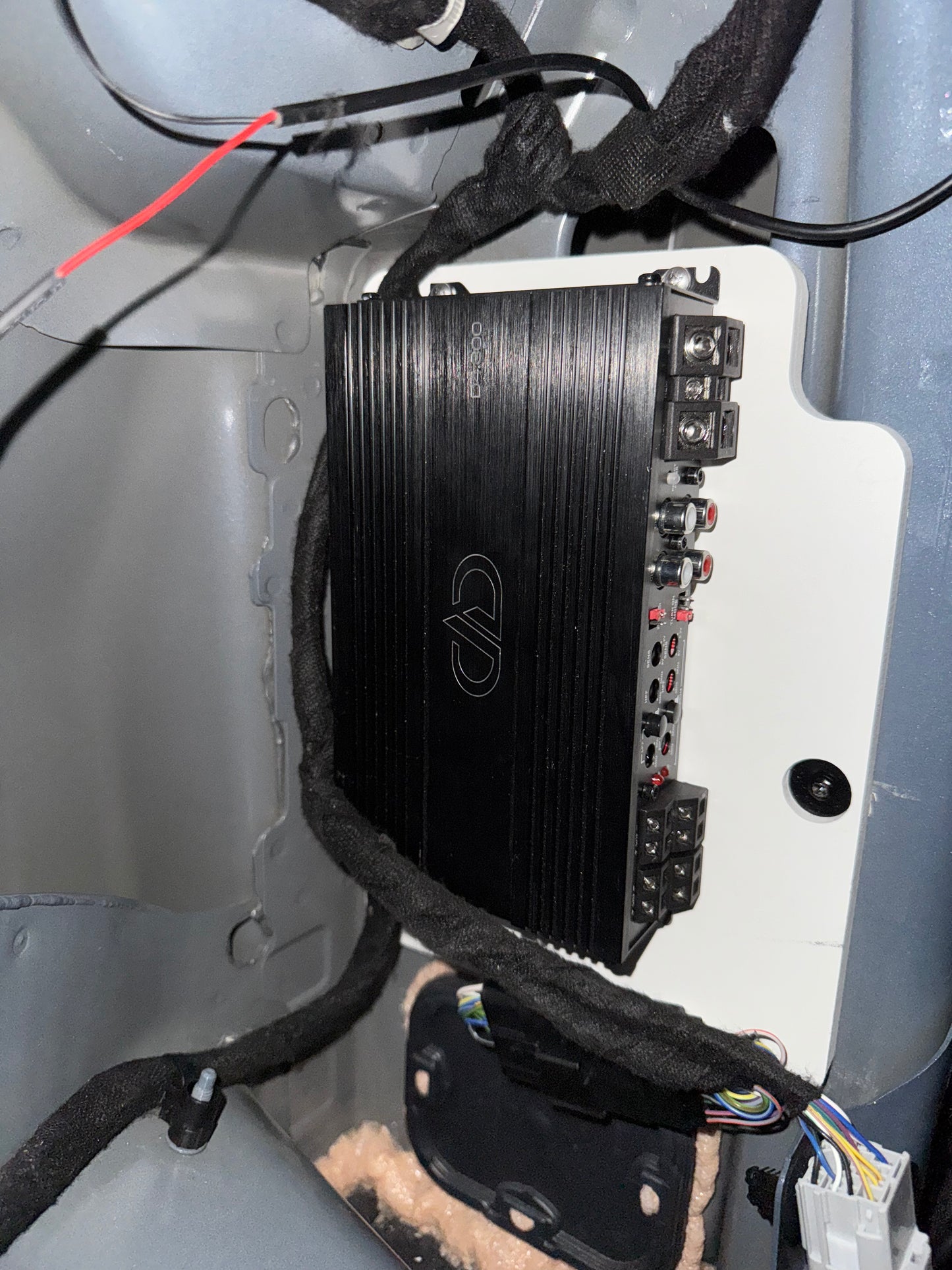 Ford Bronco Amplifier Mounting Panel kit (4-Door)