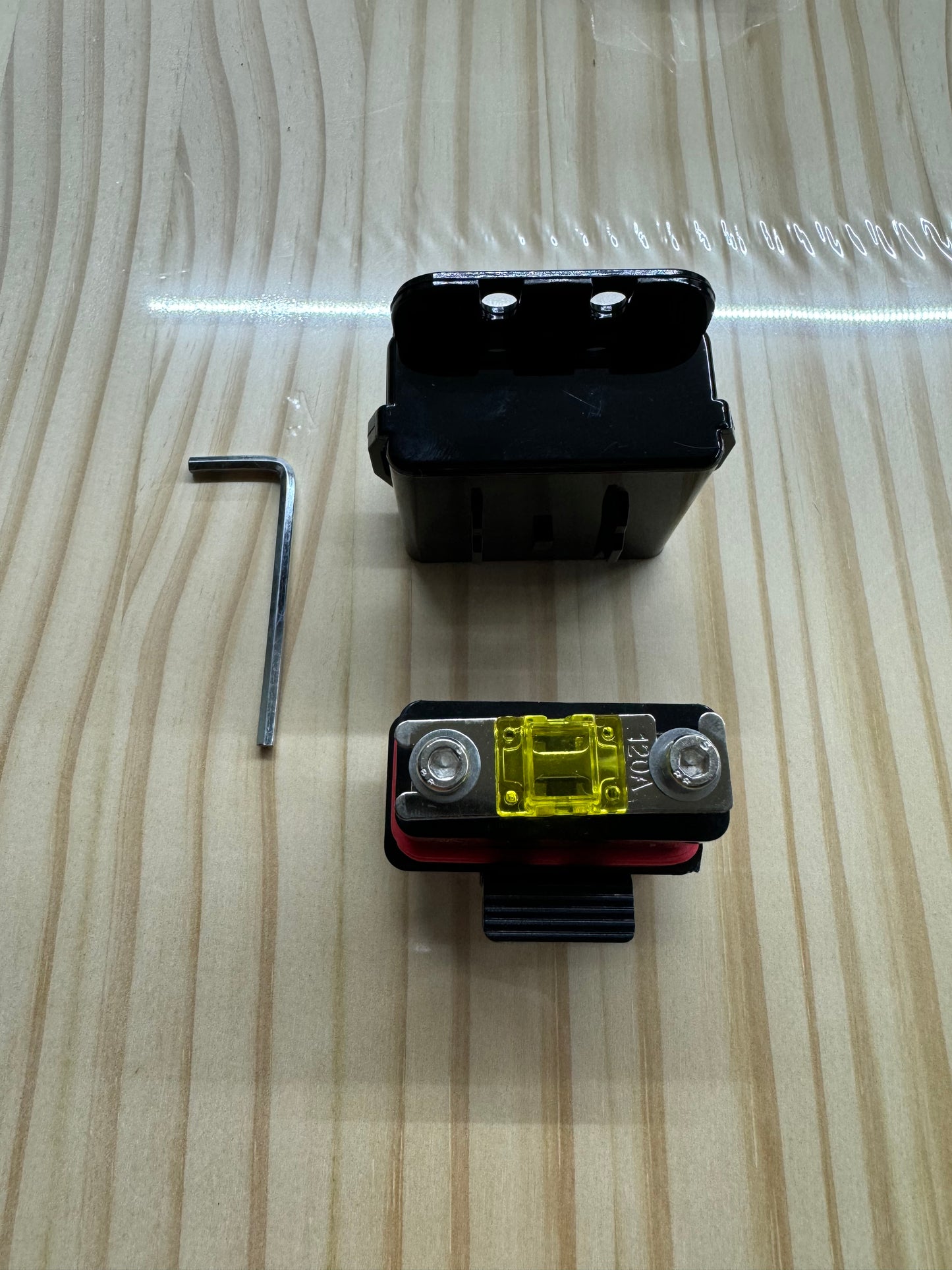 4 Gauge Waterproof Fuse holder with 120A Fuse