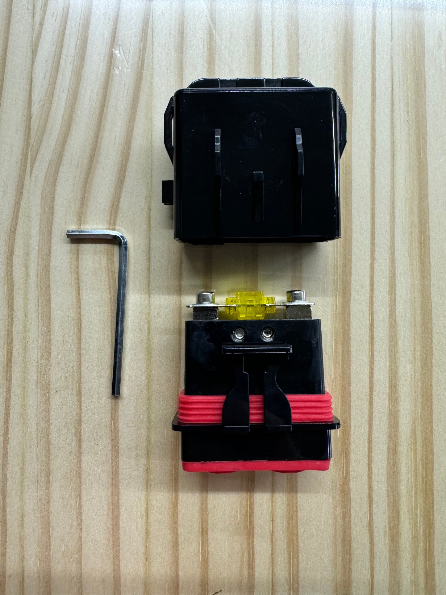 4 Gauge Waterproof Fuse holder with 120A Fuse